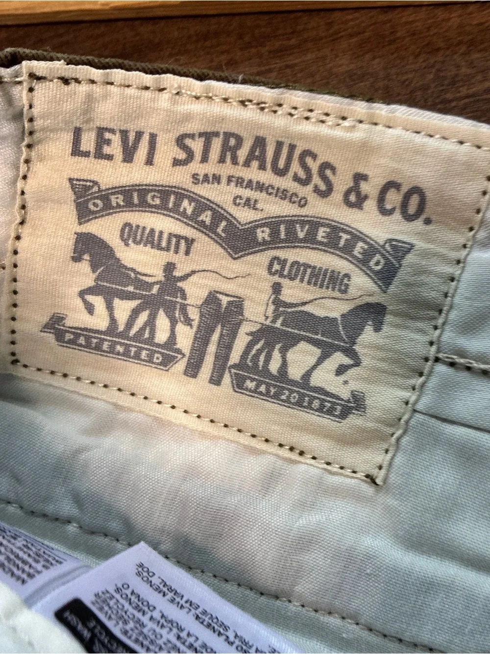 Levi's Men's Carrier Cargo Cotton Camo Comfortable Shorts Green/Brown Size 38
